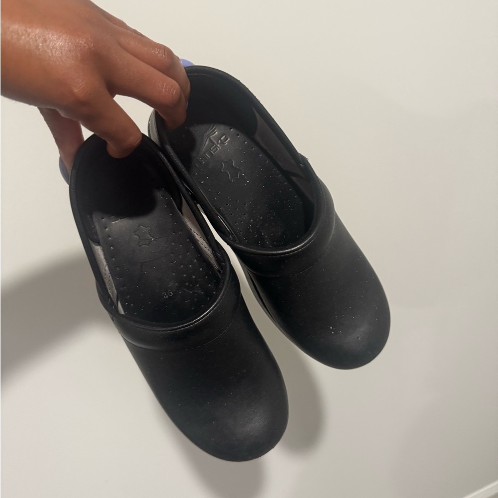 Black Leather Dansko Size 36
